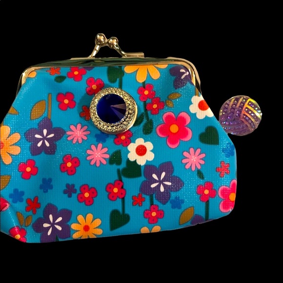 CUTE FLORAL PRINT INTERCHANGEABLE SNAP BUTTON COIN/CHANGE PURSE - Picture 4 of 7